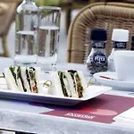 호텔 Campanile & Restaurant 3*