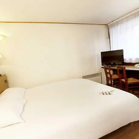 Campanile & Restaurant 3*