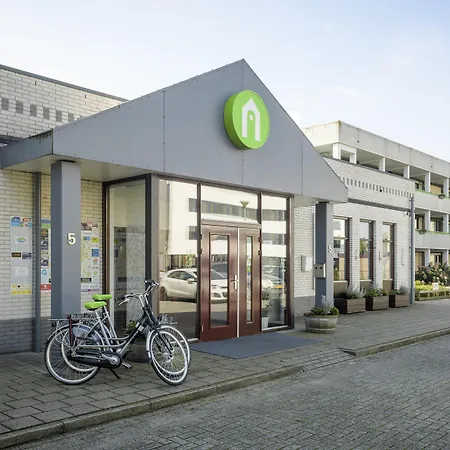 Campanile & Restaurant Hotel 3*