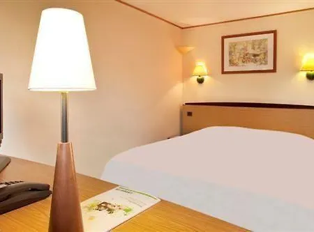 Campanile & Restaurant Hotel 3*