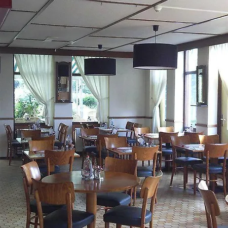 Campanile & Restaurant 3* فينلو