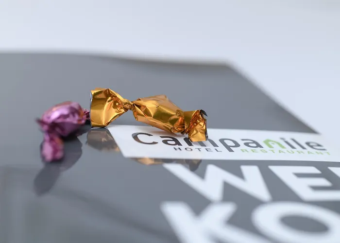 Campanile & Restaurant מלון