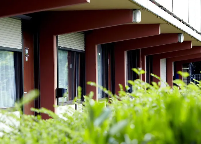 Campanile & Restaurant 3* ונלו