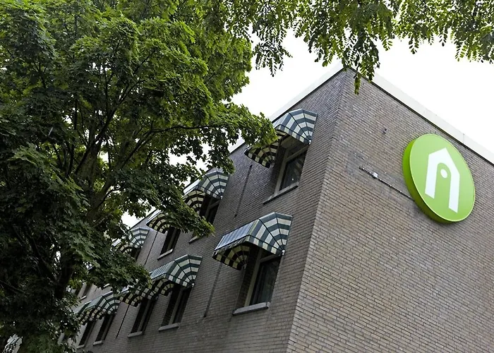 Campanile & Restaurant Hotel 3*