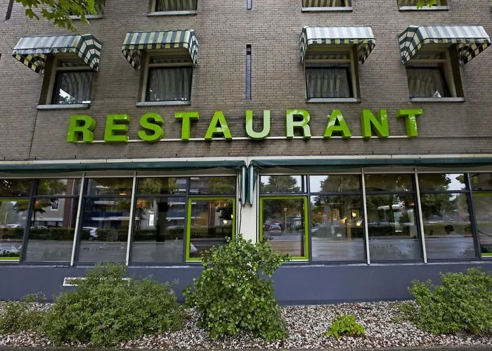 Campanile & Restaurant מלון