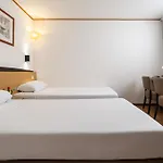 Campanile & Restaurant 호텔