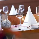 Campanile & Restaurant 벤로