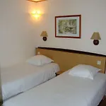 Campanile & Restaurant 3*