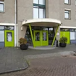 Campanile & Restaurant 호텔