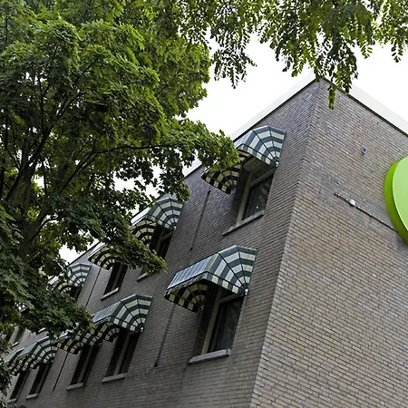 Campanile & Restaurant Hotel 3*
